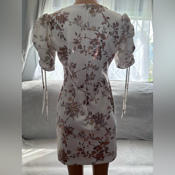 Shelby & Palmer Sheath Dress Women's Size 10 Ruched Sleeve Floral Ivory Stretch - Picture 13 of 16